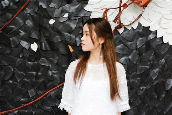 菠萝视频福利破解完整版：一款内容及其舒适且画质超高的手机影视播放器