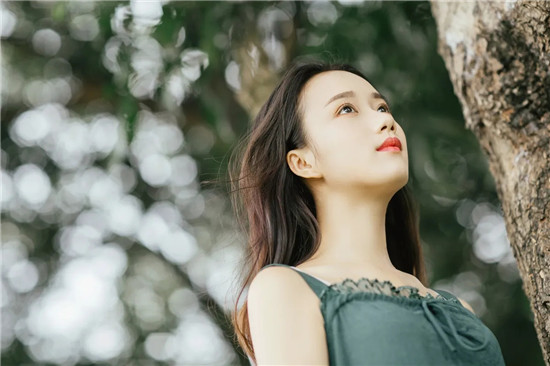 富二代短视频最新免费VIP版：一款没哦有任何视频广告的手机追剧神器