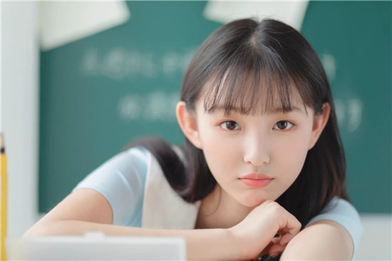 向日葵安卓版免费下载：一款超多能够免费追剧且深受用户喜爱的手机影视app