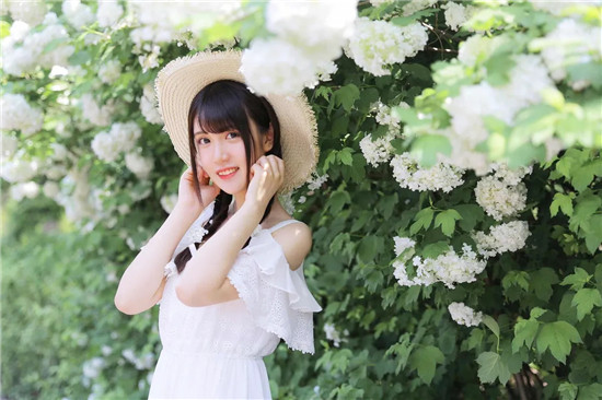 简易视频app会员破解版：一款非常有趣的手机免费视频福利高清播放器