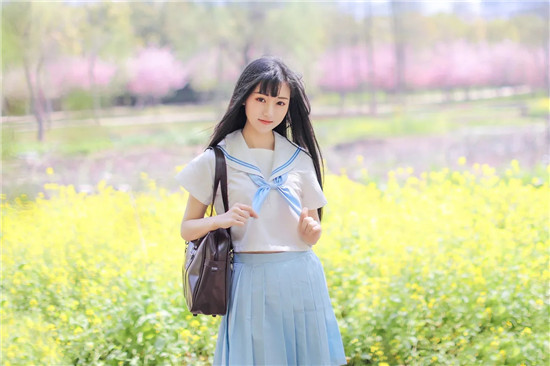 铁牛视频VIP免费破解app：一款非常清新脱俗的高清手机美女影视播放神器