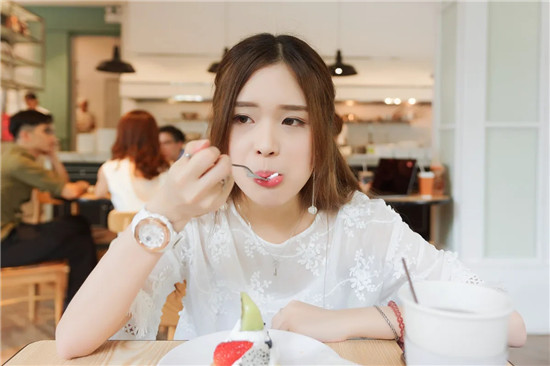 草莓茄子视频app深绿巨人：草莓茄子视频app深绿巨人下载入口