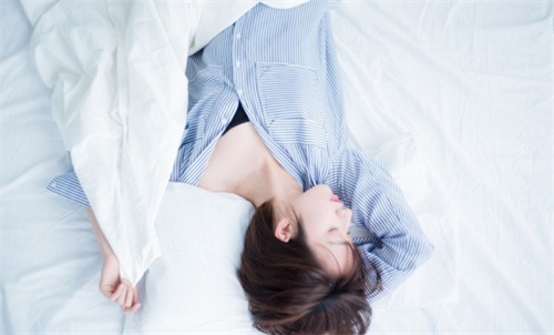 鲸奇视频app官方版：一款深受用户们喜欢的手机直播软件